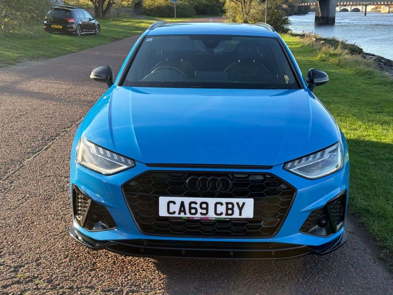 A 2019 AUDI A4 AVANT 2.0 TFSI 40 Black Edition Estate 5dr Petrol S Tronic Euro 6 (s/s) (190 ps) A 2019 AUDI A4 AVANT 2.0 TFSI 40 Black Edition Estate 5dr Petrol S Tronic Euro 6 (s/s) (190 ps)