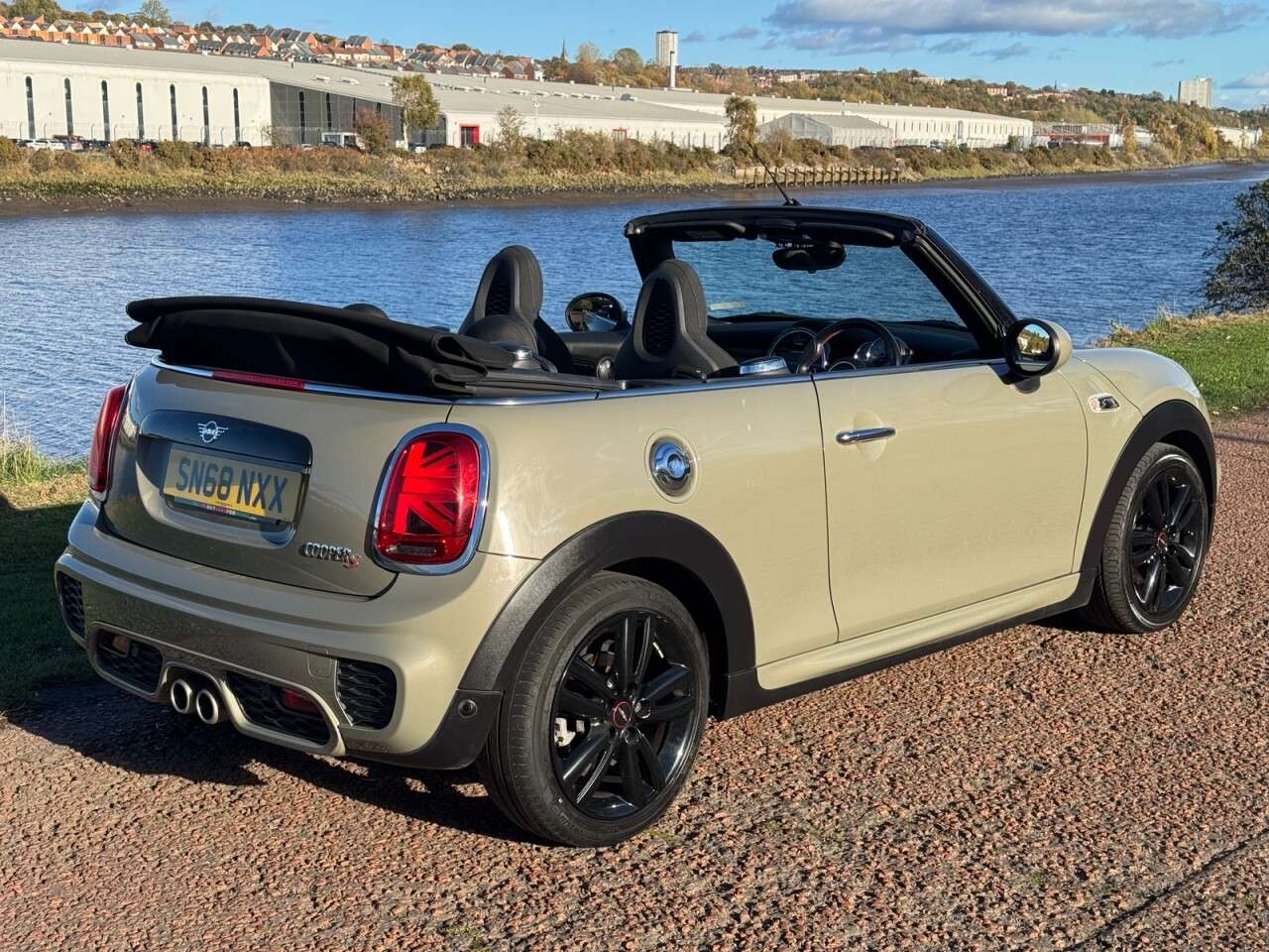 2018 MINI CONVERTIBLE 2018 MINI CONVERTIBLE