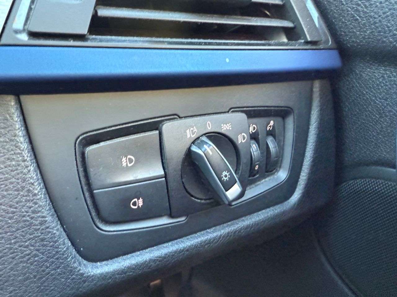 2012 BMW 3 SERIES 2012 BMW 3 SERIES