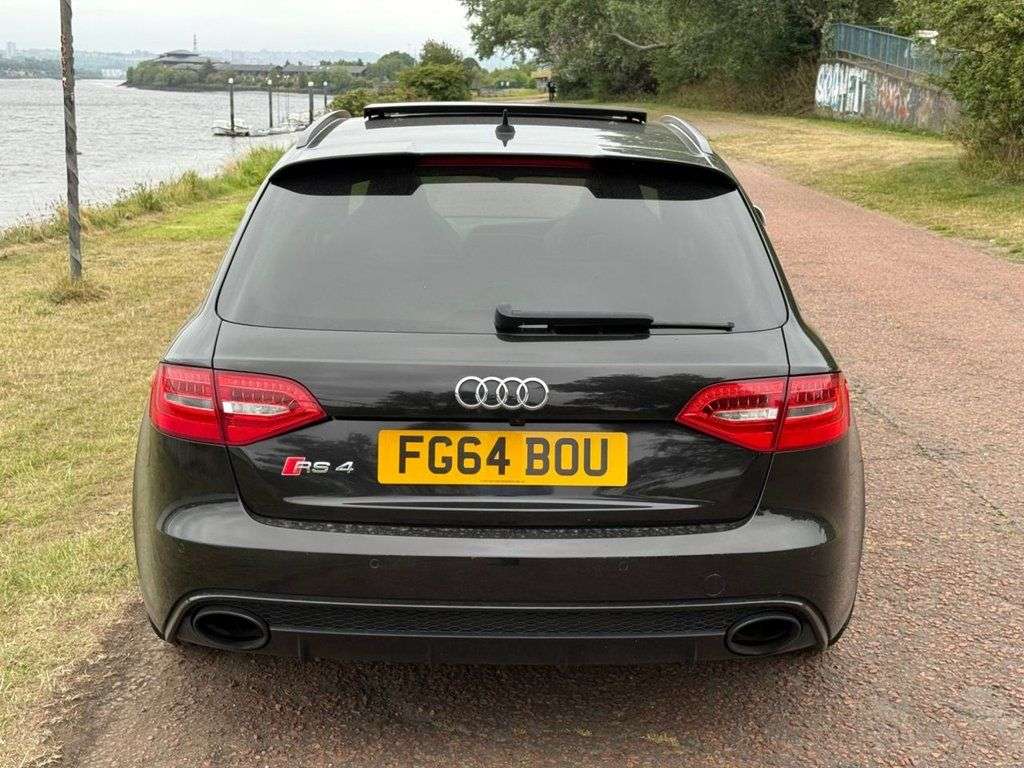 2014 AUDI RS4 AVANT 2014 AUDI RS4 AVANT
