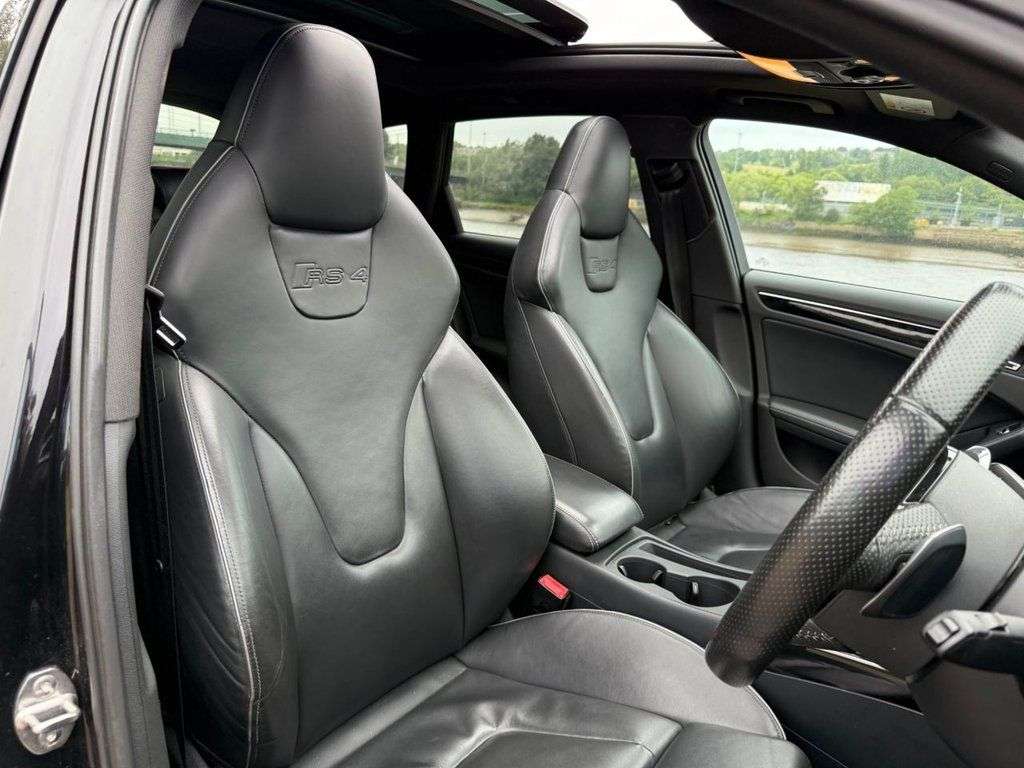 2014 AUDI RS4 AVANT 2014 AUDI RS4 AVANT