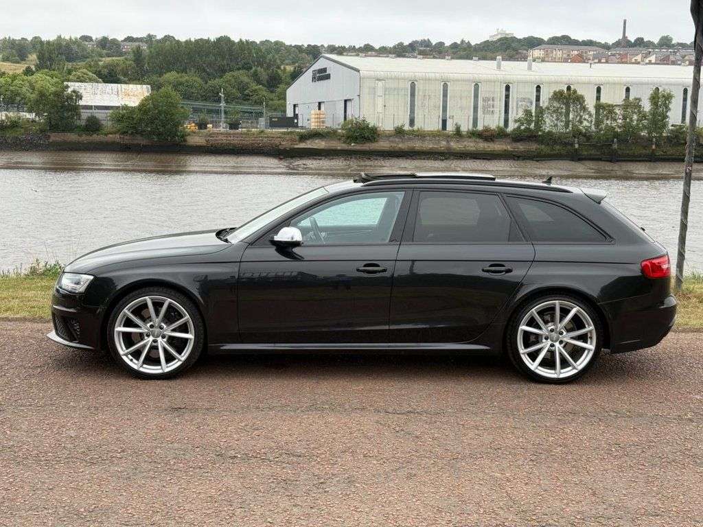 2014 AUDI RS4 AVANT 2014 AUDI RS4 AVANT