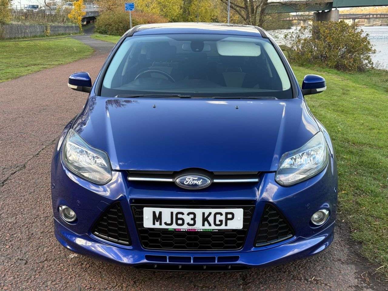 A 2013 FORD FOCUS 1.6 TDCi Zetec S Hatchback 5dr Diesel Manual Euro 5 (s/s) (115 ps) 17" GLOS A 2013 FORD FOCUS 1.6 TDCi Zetec S Hatchback 5dr Diesel Manual Euro 5 (s/s) (115 ps) 17" GLOS