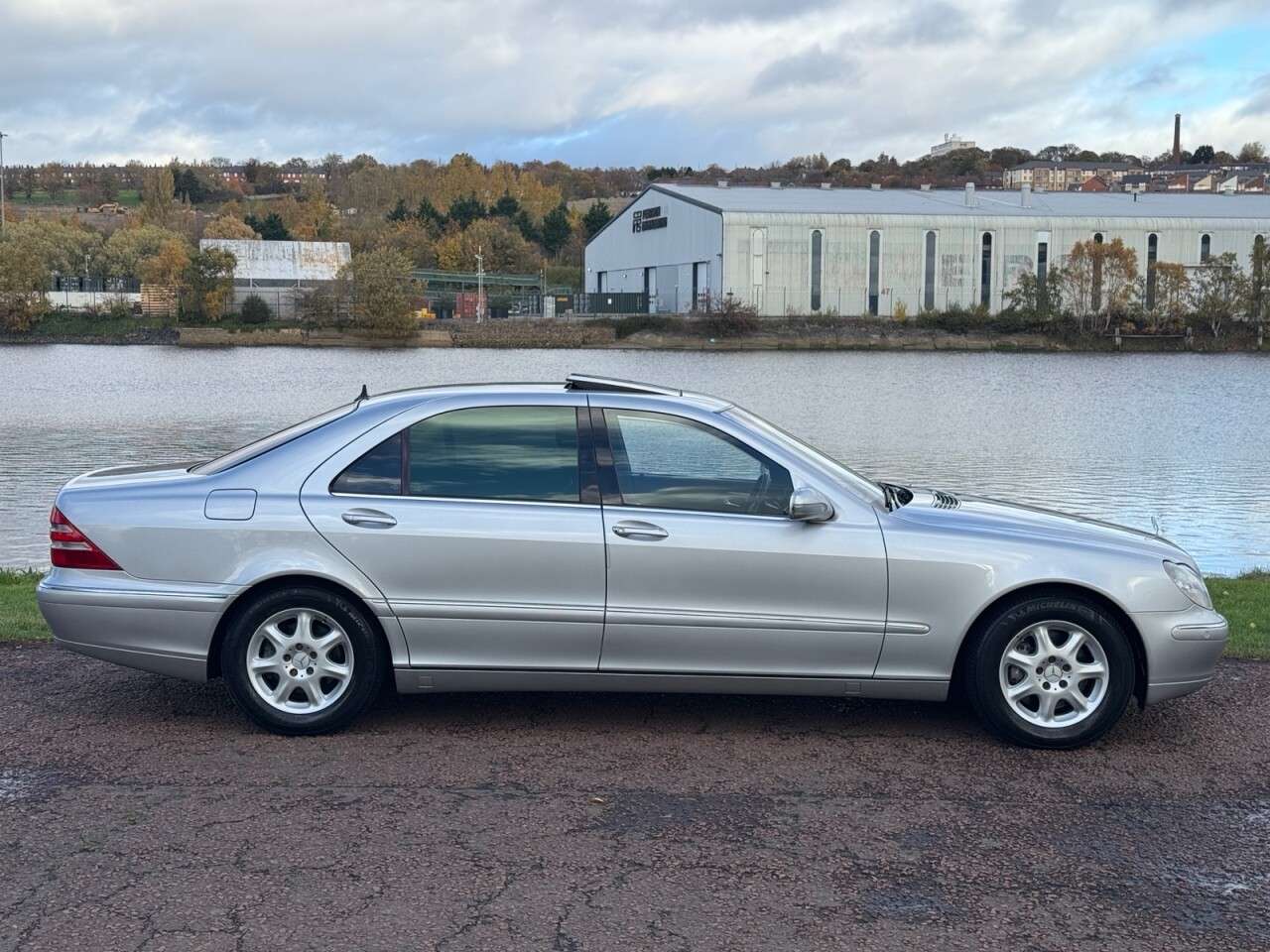 A 2002 MERCEDES-BENZ S 500 S500 L 5.0 PETROL AUTO ONLY 19806 MILES A 2002 MERCEDES-BENZ S 500 S500 L 5.0 PETROL AUTO ONLY 19806 MILES