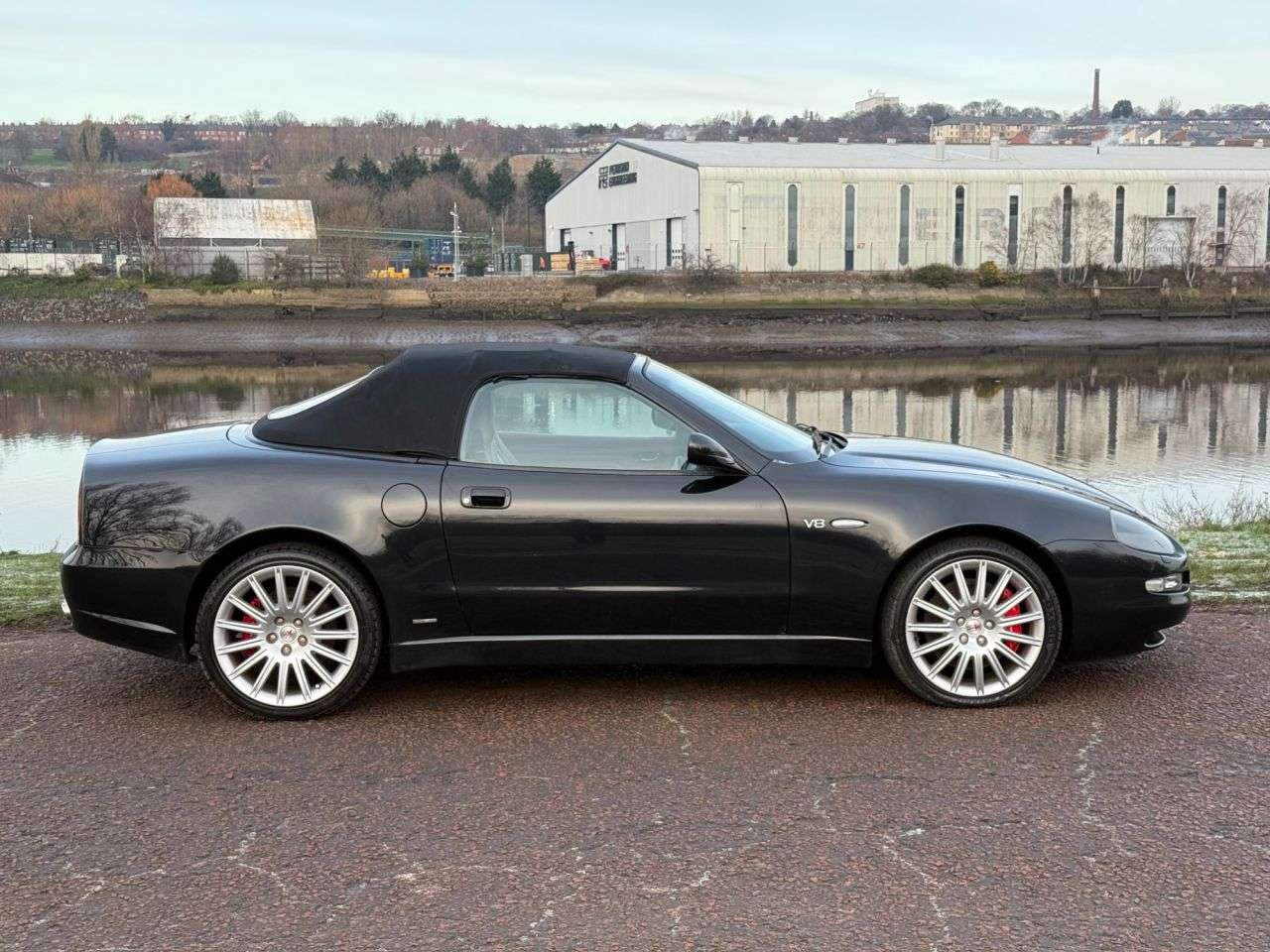 A 2002 MASERATI SPYDER 4.2 GT Convertible 2dr Petrol Manual (430 g/km, 390 bhp) **AIR CON** A 2002 MASERATI SPYDER 4.2 GT Convertible 2dr Petrol Manual (430 g/km, 390 bhp) **AIR CON**