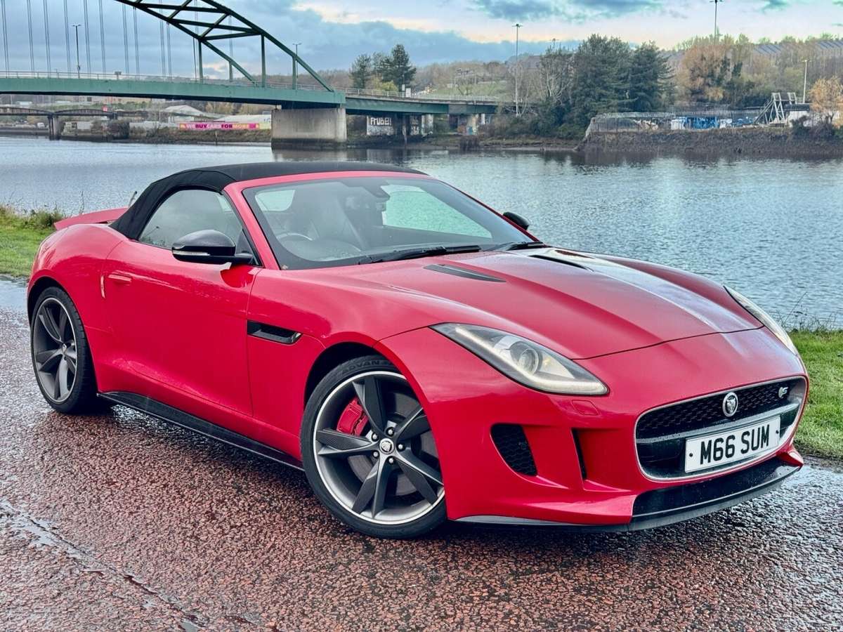Check out this Jaguar F-type 2013 Petrol Automatic