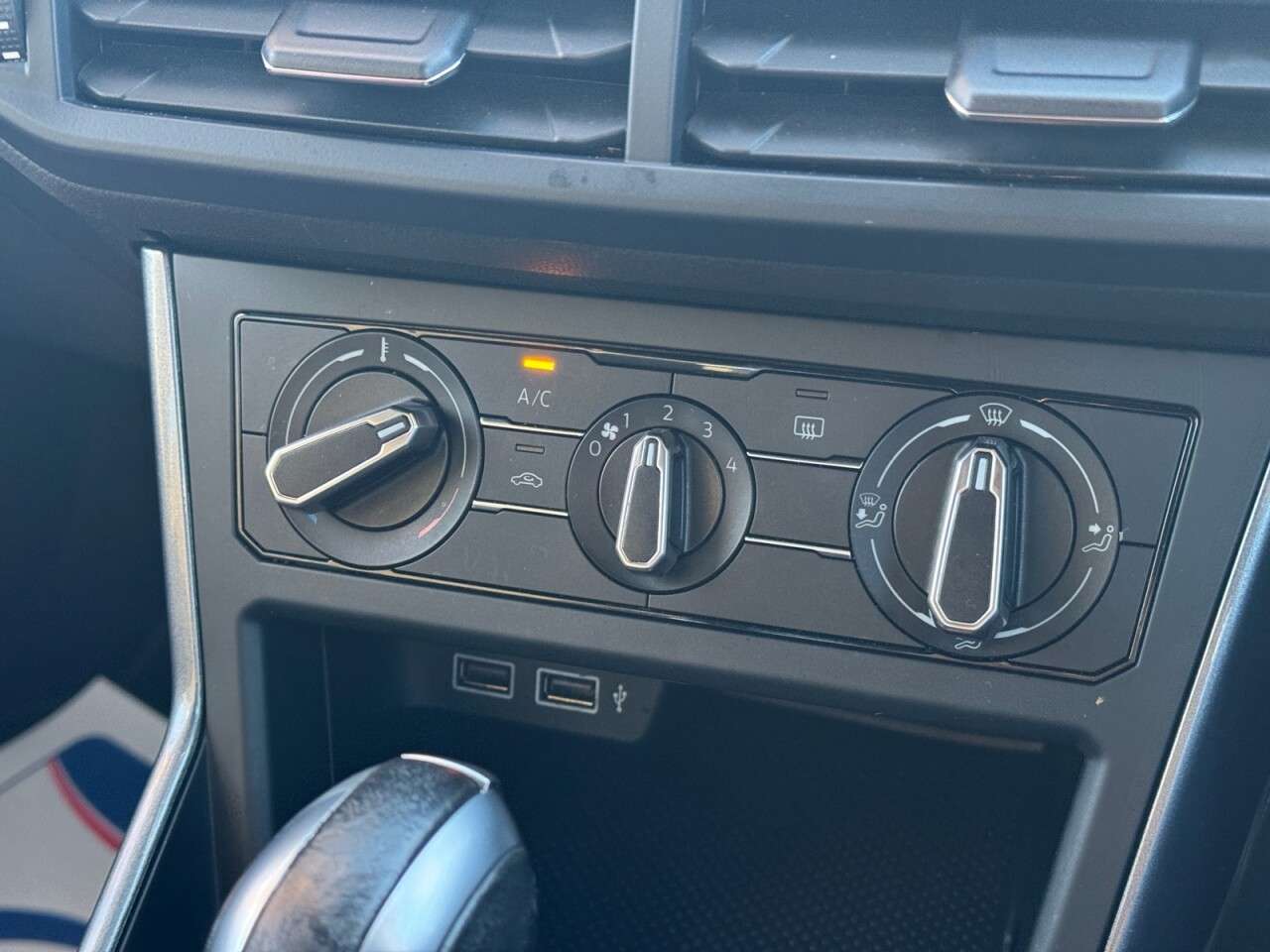 2020 VOLKSWAGEN POLO 2020 VOLKSWAGEN POLO