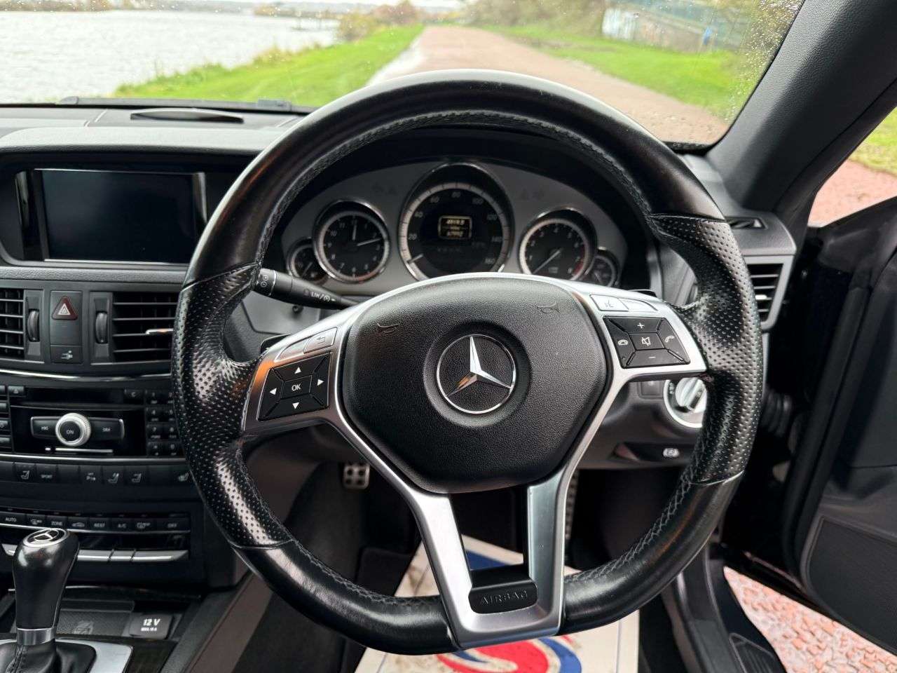 2011 MERCEDES-BENZ E-CLASS 2011 MERCEDES-BENZ E-CLASS