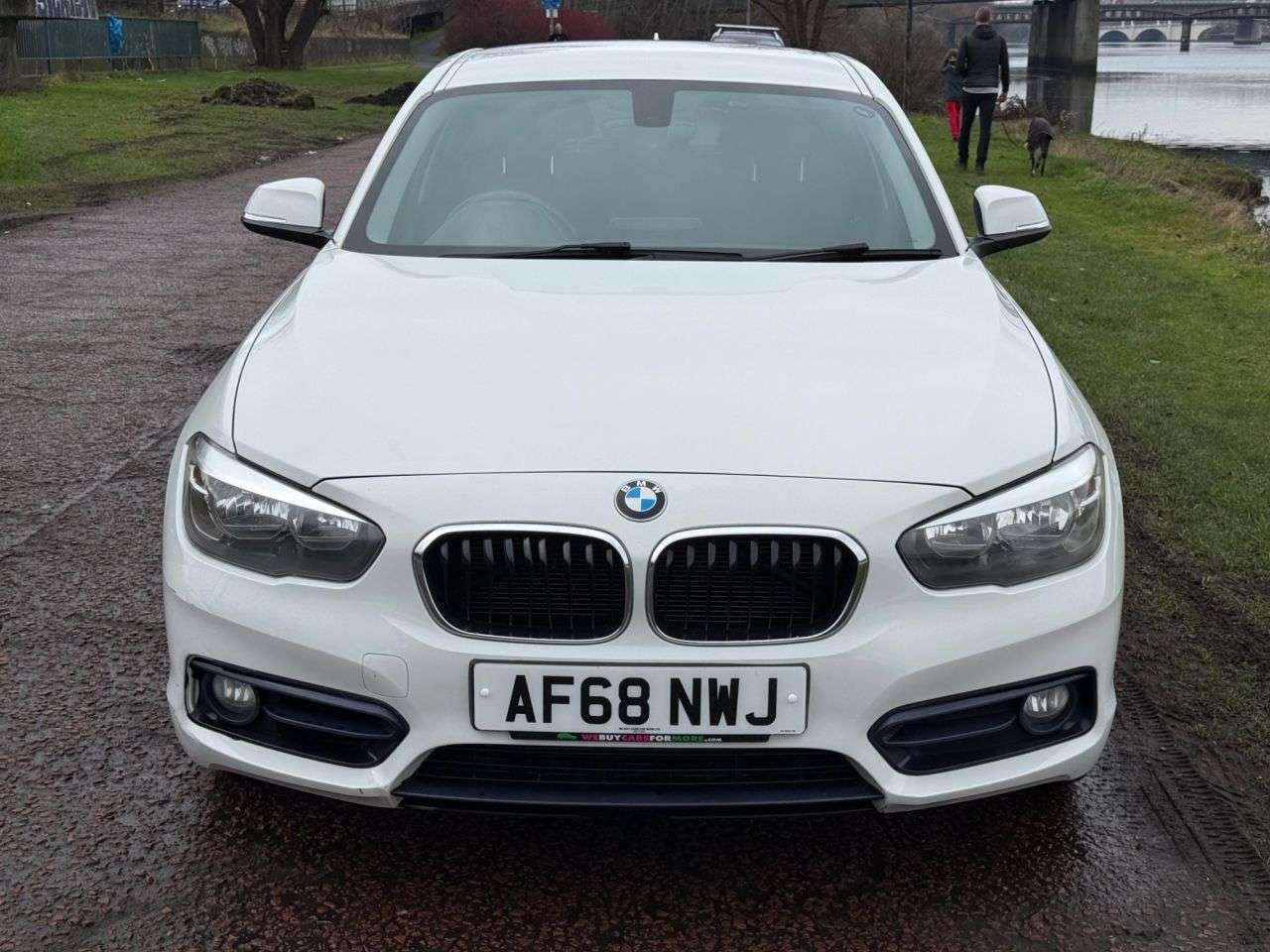 A 2018 BMW 1 SERIES 1.5 118i Sport Hatchback 5dr Petrol Manual Euro 6 (s/s) (136 ps) **BLUETOOT A 2018 BMW 1 SERIES 1.5 118i Sport Hatchback 5dr Petrol Manual Euro 6 (s/s) (136 ps) **BLUETOOT
