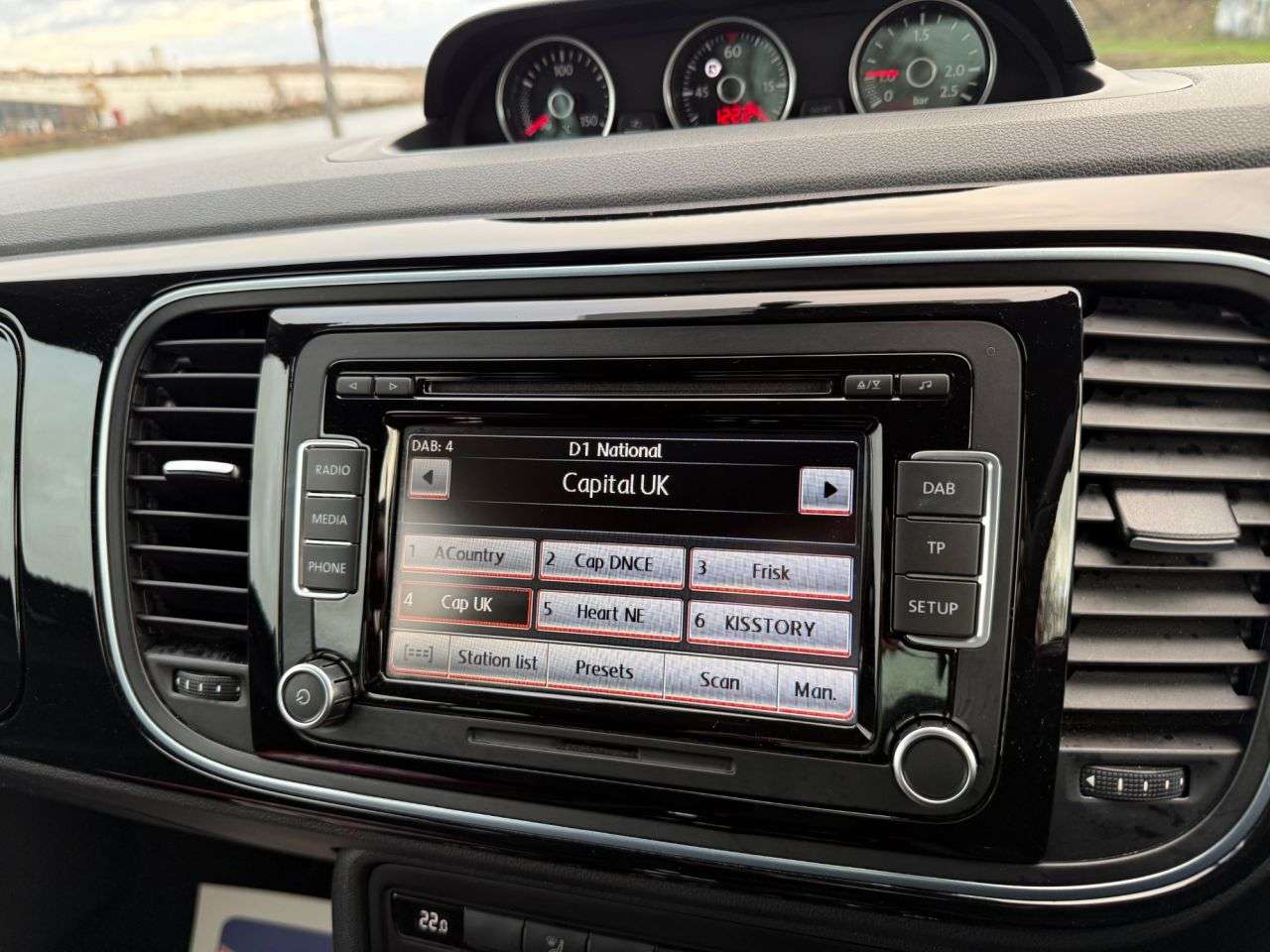 2014 VOLKSWAGEN BEETLE 2014 VOLKSWAGEN BEETLE