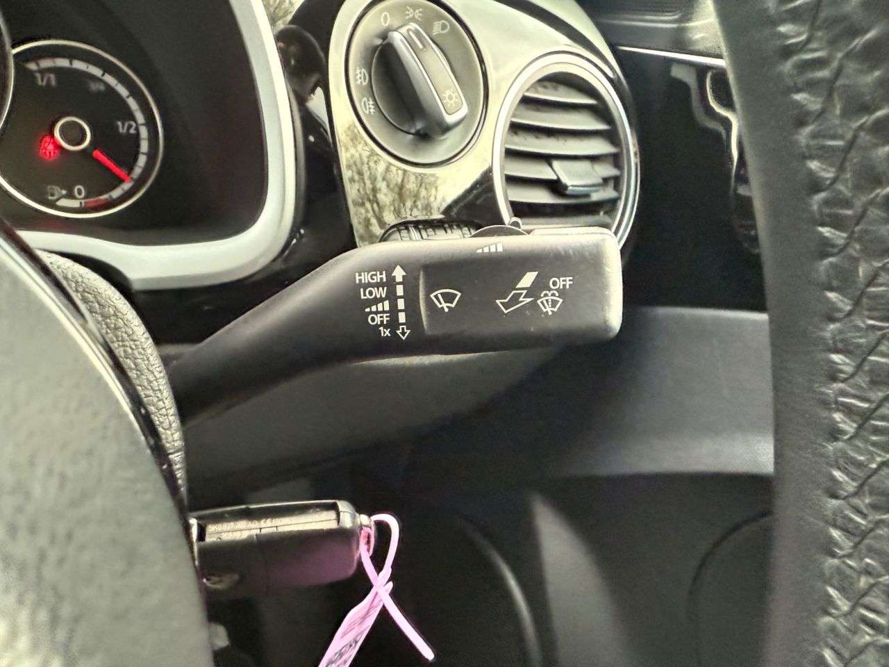 2014 VOLKSWAGEN BEETLE 2014 VOLKSWAGEN BEETLE