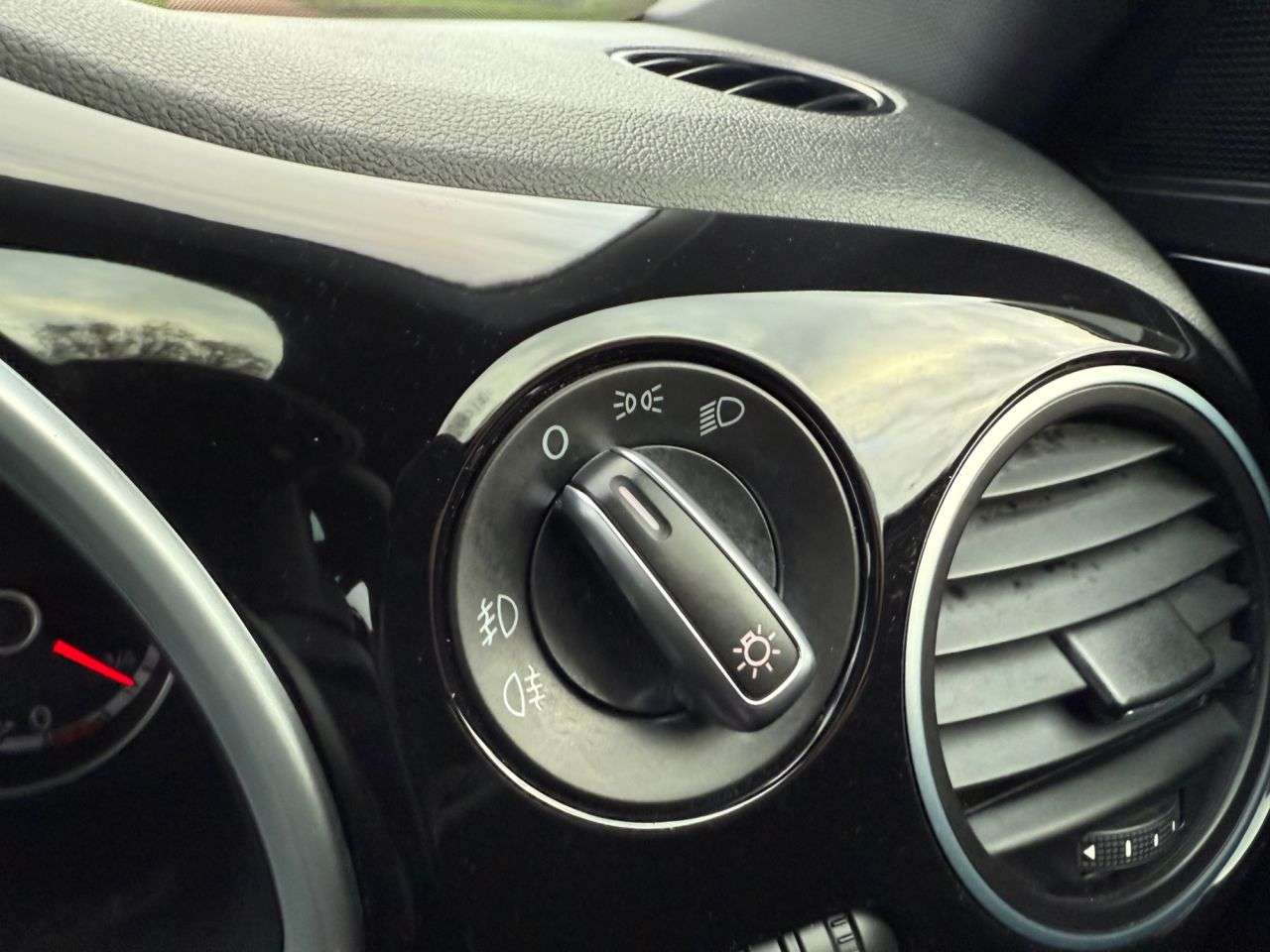 2014 VOLKSWAGEN BEETLE 2014 VOLKSWAGEN BEETLE