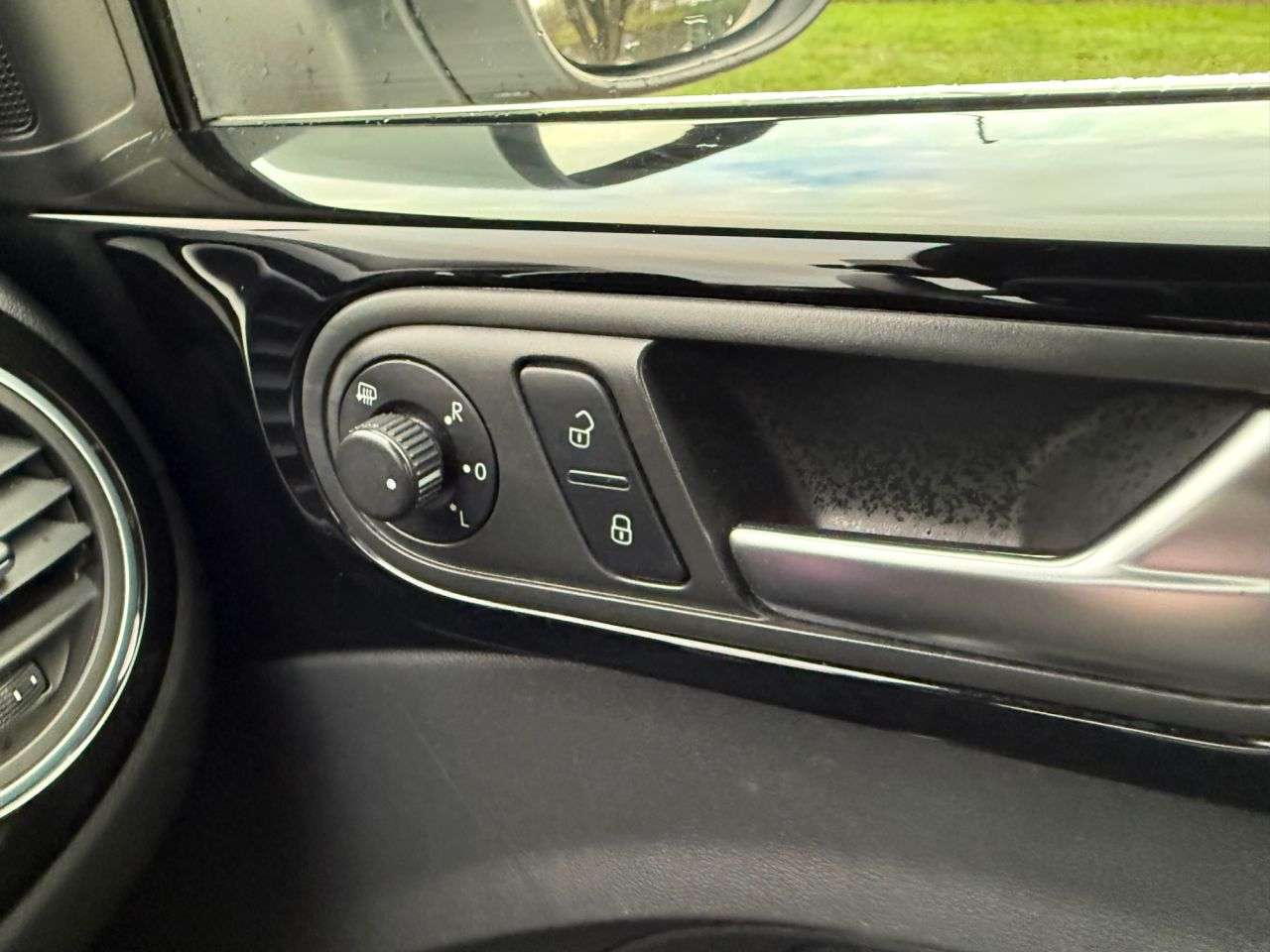 2014 VOLKSWAGEN BEETLE 2014 VOLKSWAGEN BEETLE