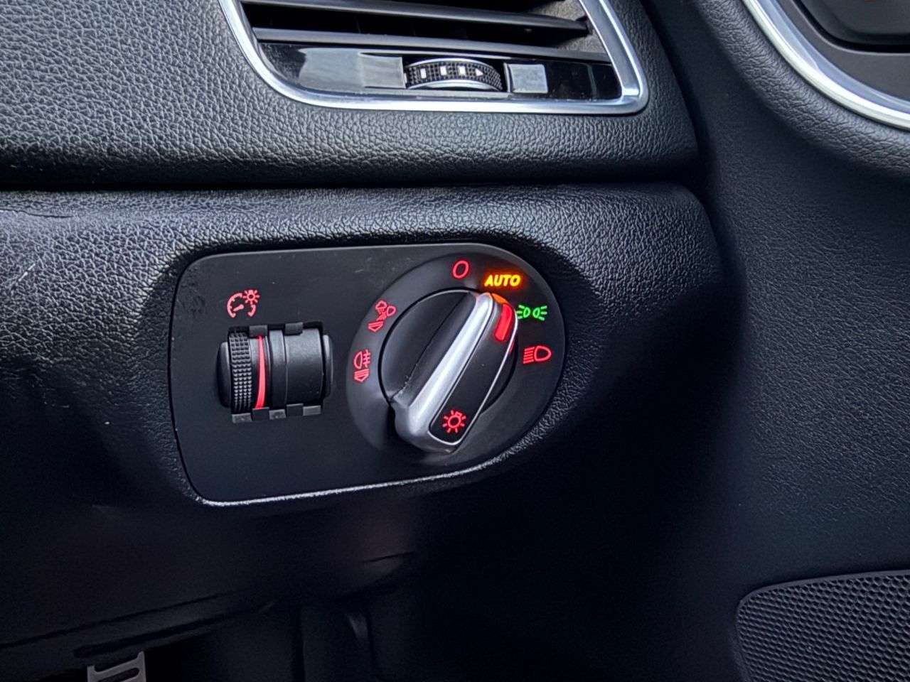 2017 AUDI Q3 2017 AUDI Q3