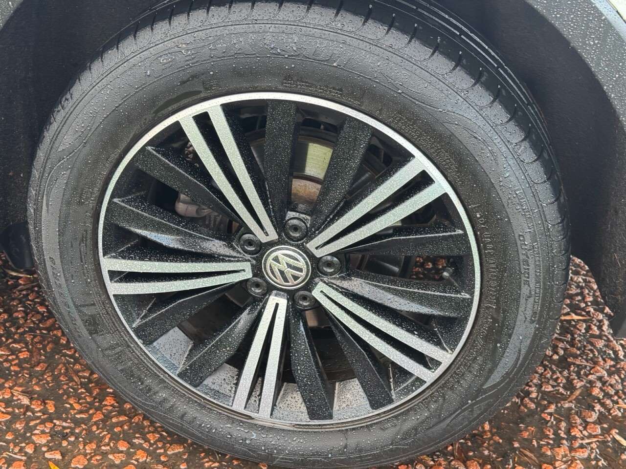 2018 VOLKSWAGEN TIGUAN 2018 VOLKSWAGEN TIGUAN