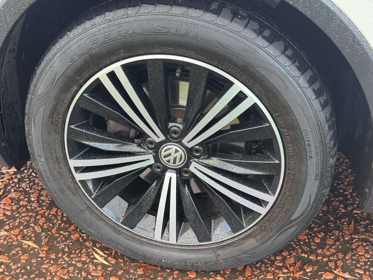 2018 VOLKSWAGEN TIGUAN 2018 VOLKSWAGEN TIGUAN