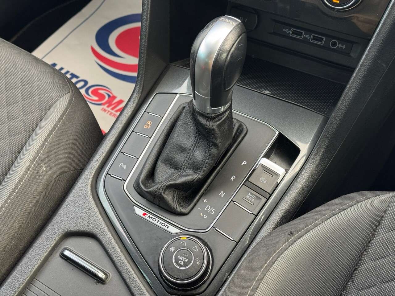 2018 VOLKSWAGEN TIGUAN 2018 VOLKSWAGEN TIGUAN