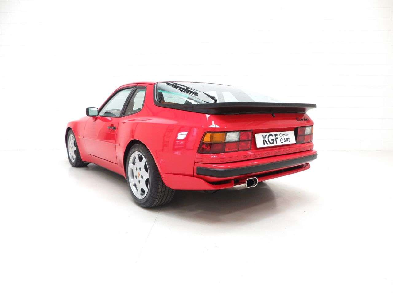 1988 PORSCHE 944 1988 PORSCHE 944