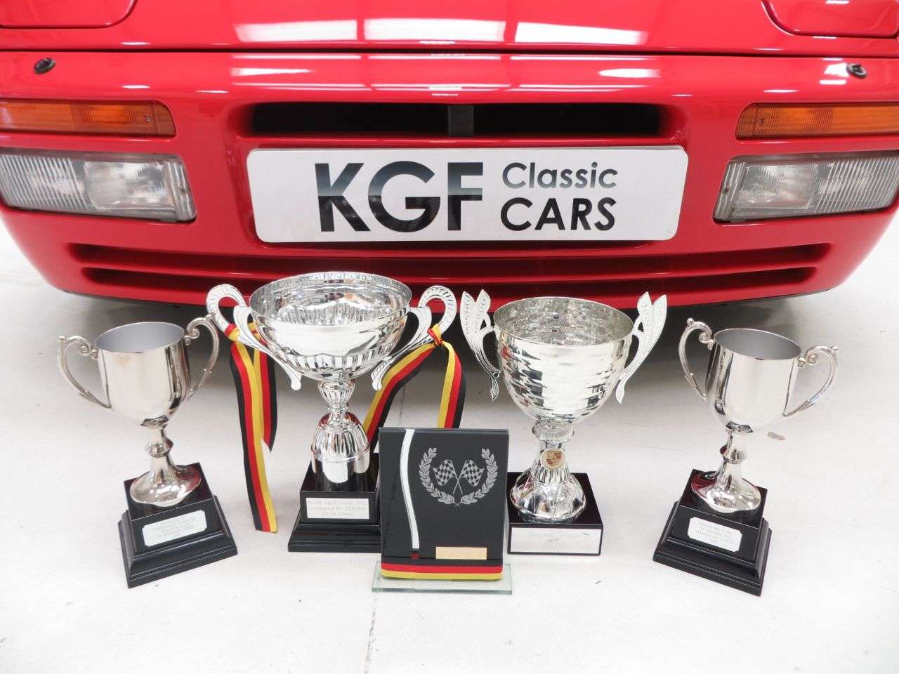 1988 PORSCHE 944 1988 PORSCHE 944