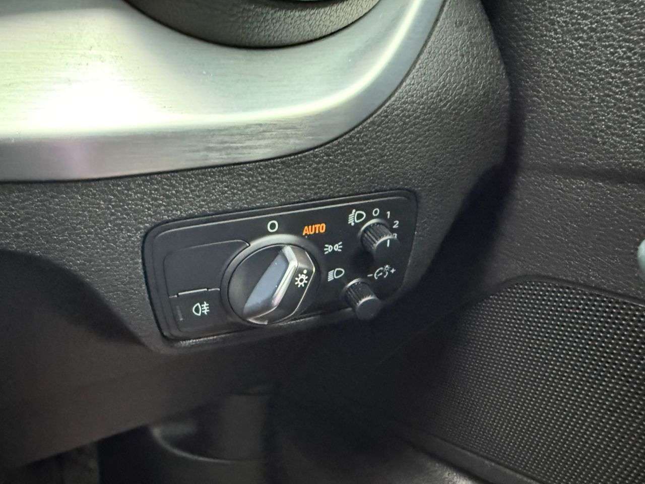 2017 AUDI Q2 2017 AUDI Q2