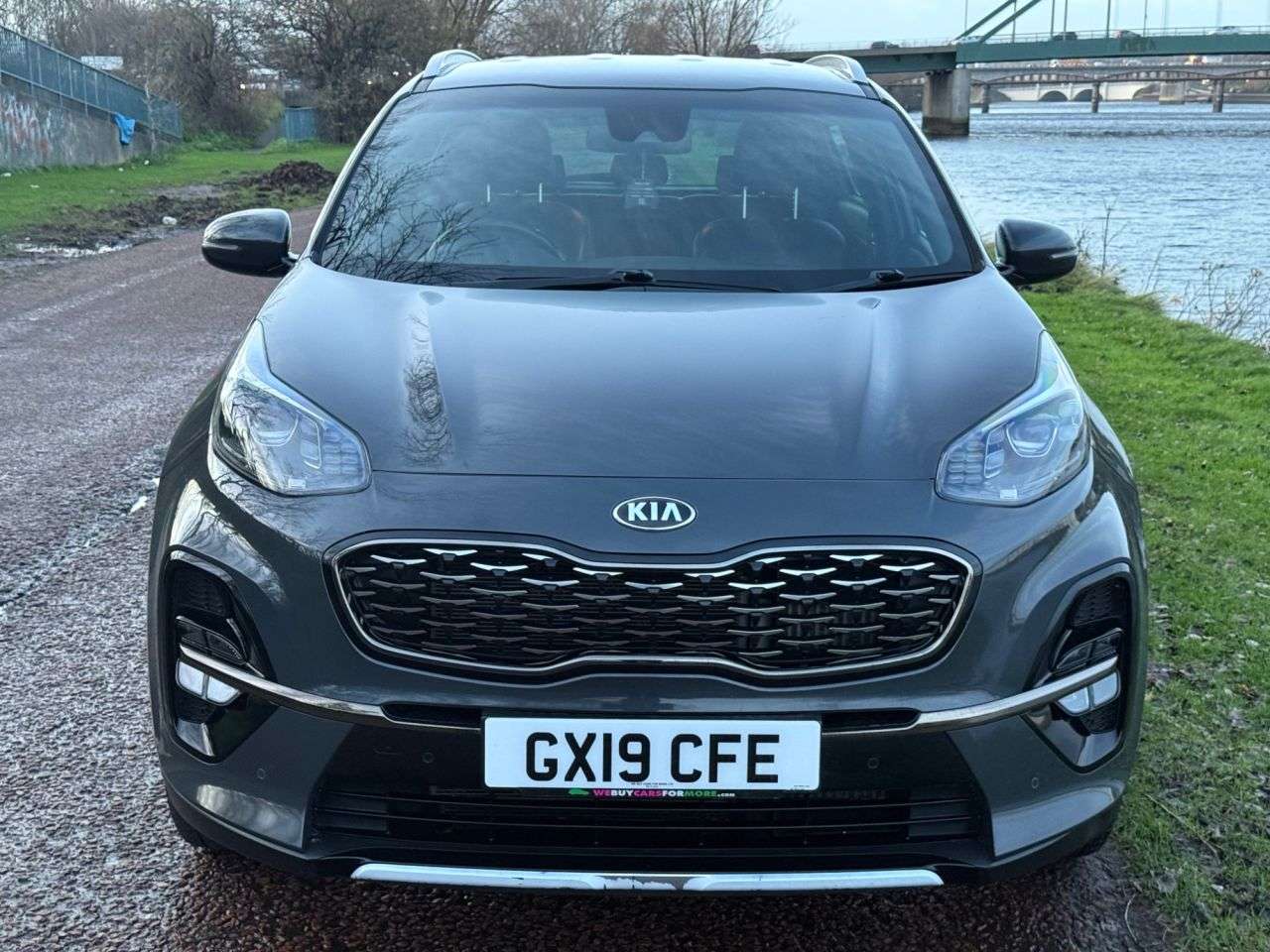 A 2019 KIA SPORTAGE 1.6 T-GDi GT-Line SUV 5dr Petrol DCT AWD Euro 6 (s/s) (174 bhp) **LOW MILAG A 2019 KIA SPORTAGE 1.6 T-GDi GT-Line SUV 5dr Petrol DCT AWD Euro 6 (s/s) (174 bhp) **LOW MILAG