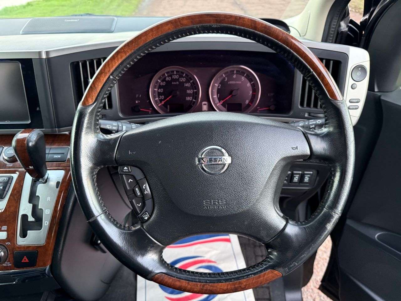 2009 NISSAN ELGRAND 2009 NISSAN ELGRAND