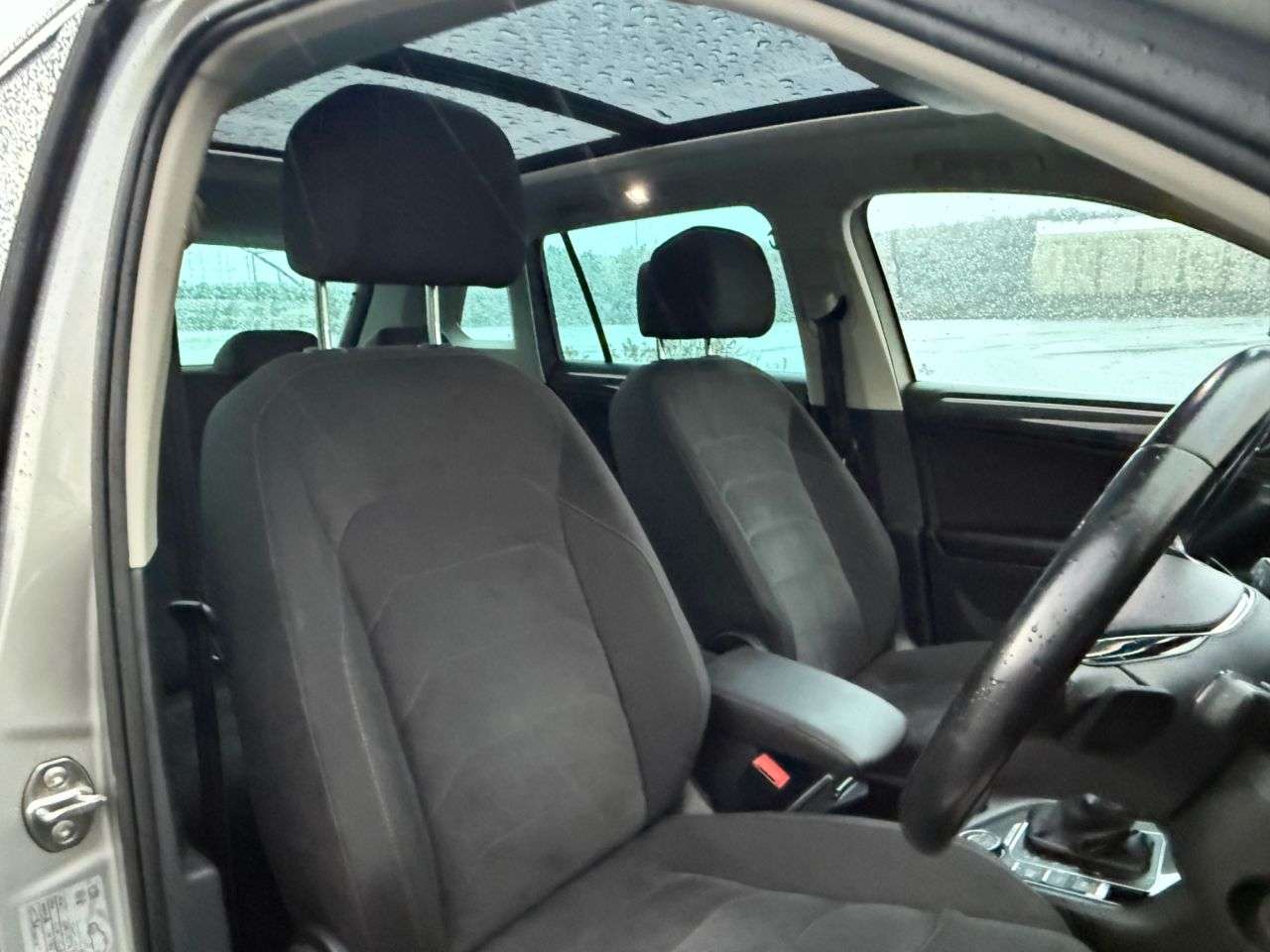 2017 VOLKSWAGEN TIGUAN 2017 VOLKSWAGEN TIGUAN