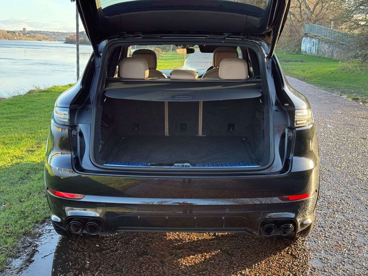2019 PORSCHE CAYENNE 2019 PORSCHE CAYENNE