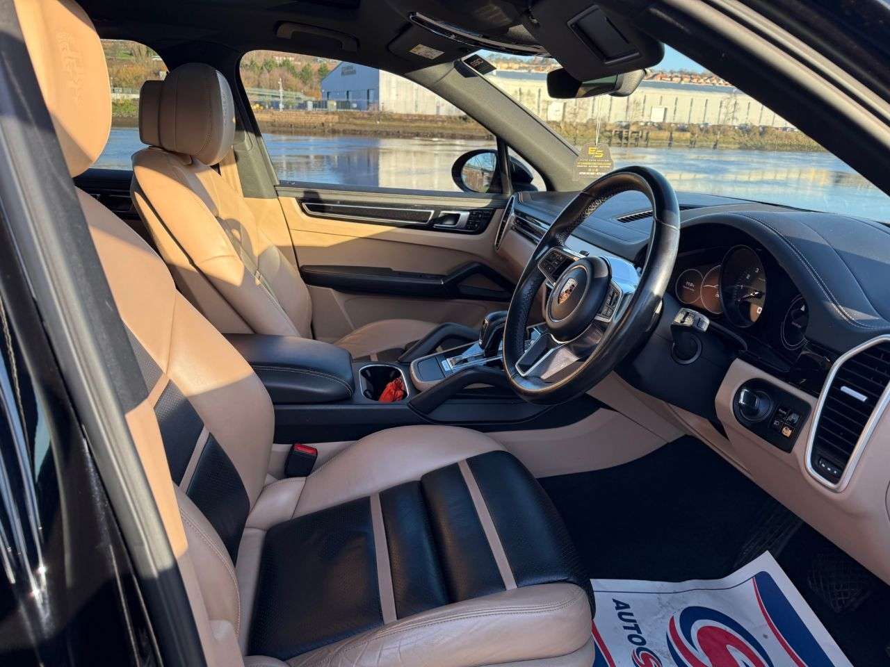 2019 PORSCHE CAYENNE 2019 PORSCHE CAYENNE