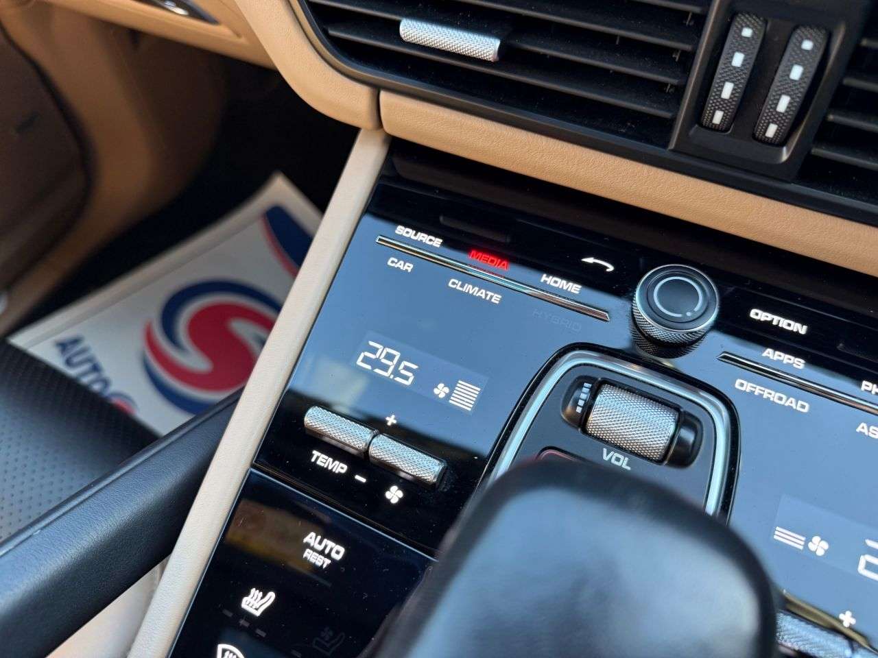 2019 PORSCHE CAYENNE 2019 PORSCHE CAYENNE