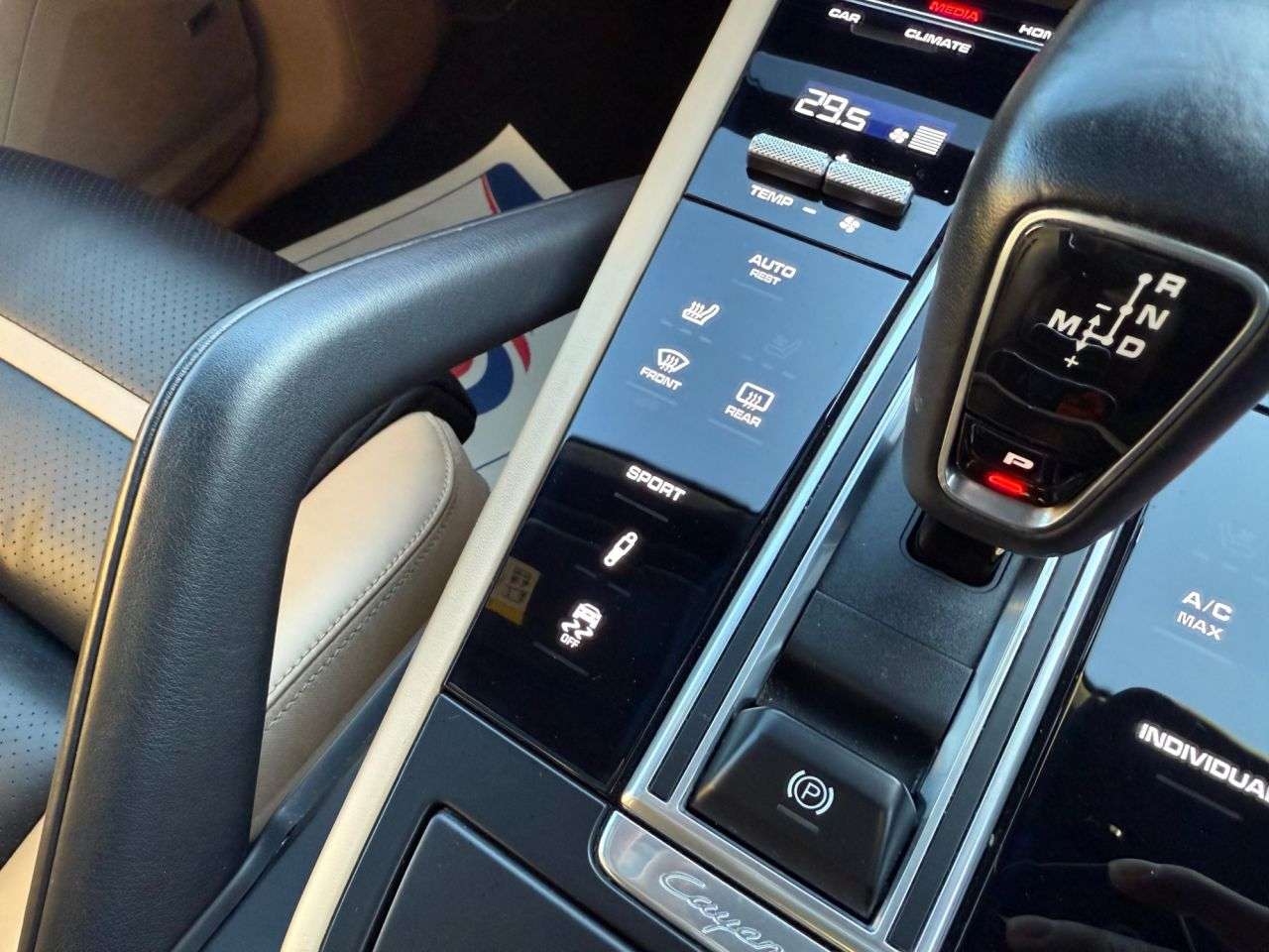 2019 PORSCHE CAYENNE 2019 PORSCHE CAYENNE