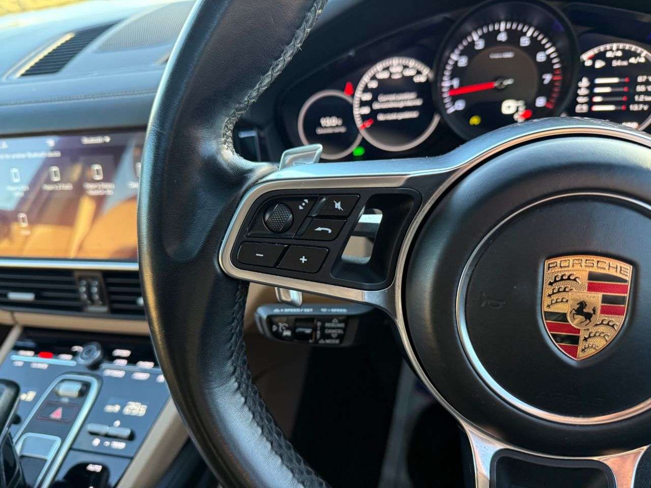 2019 PORSCHE CAYENNE 2019 PORSCHE CAYENNE