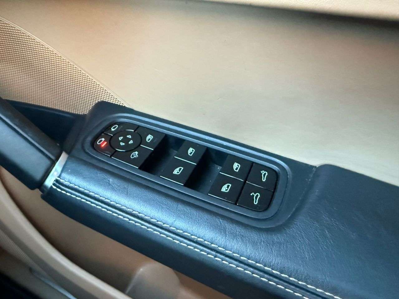 2019 PORSCHE CAYENNE 2019 PORSCHE CAYENNE