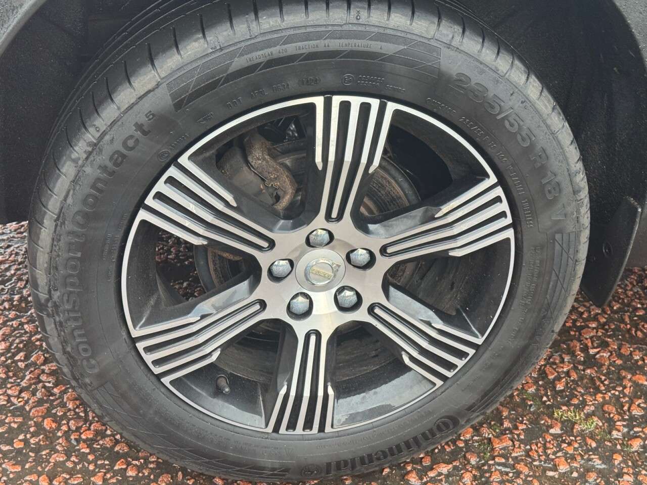 2021 VOLVO XC40 2021 VOLVO XC40