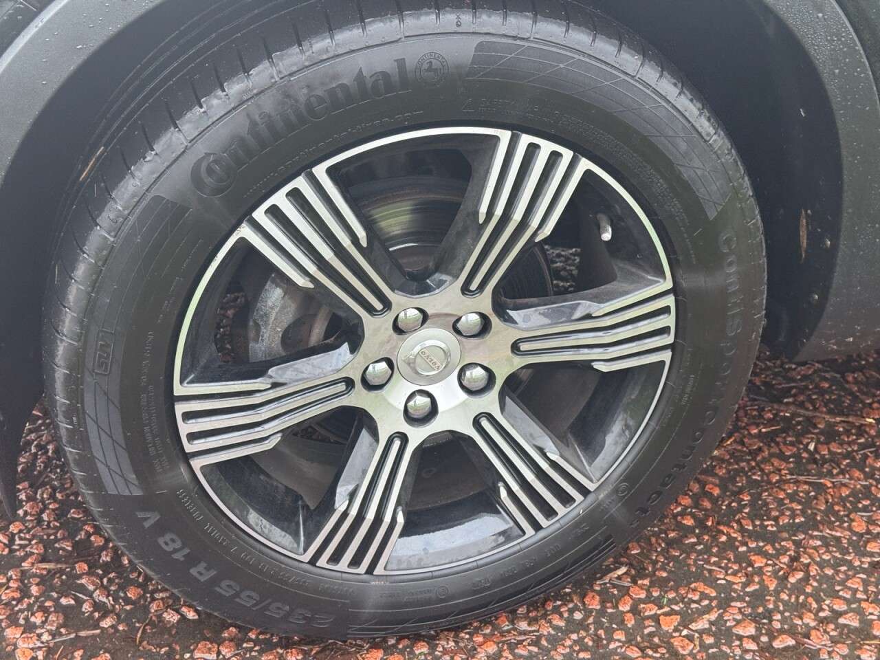 2021 VOLVO XC40 2021 VOLVO XC40