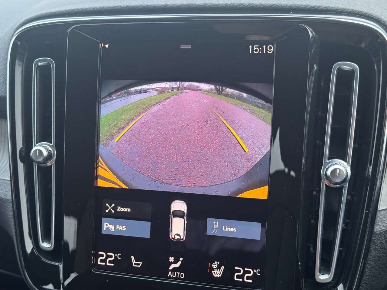 2021 VOLVO XC40 2021 VOLVO XC40