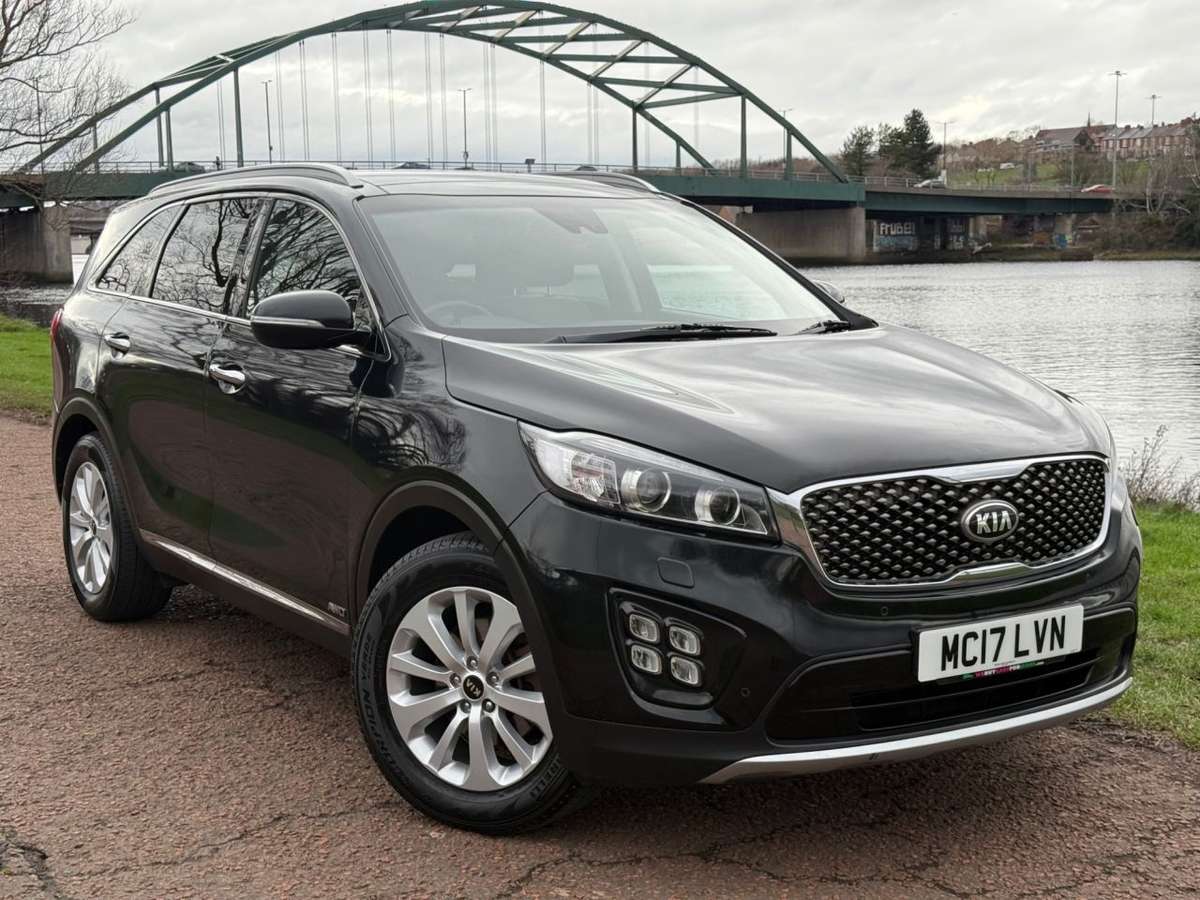 Check out this Kia Sorento 2017 Diesel Automatic