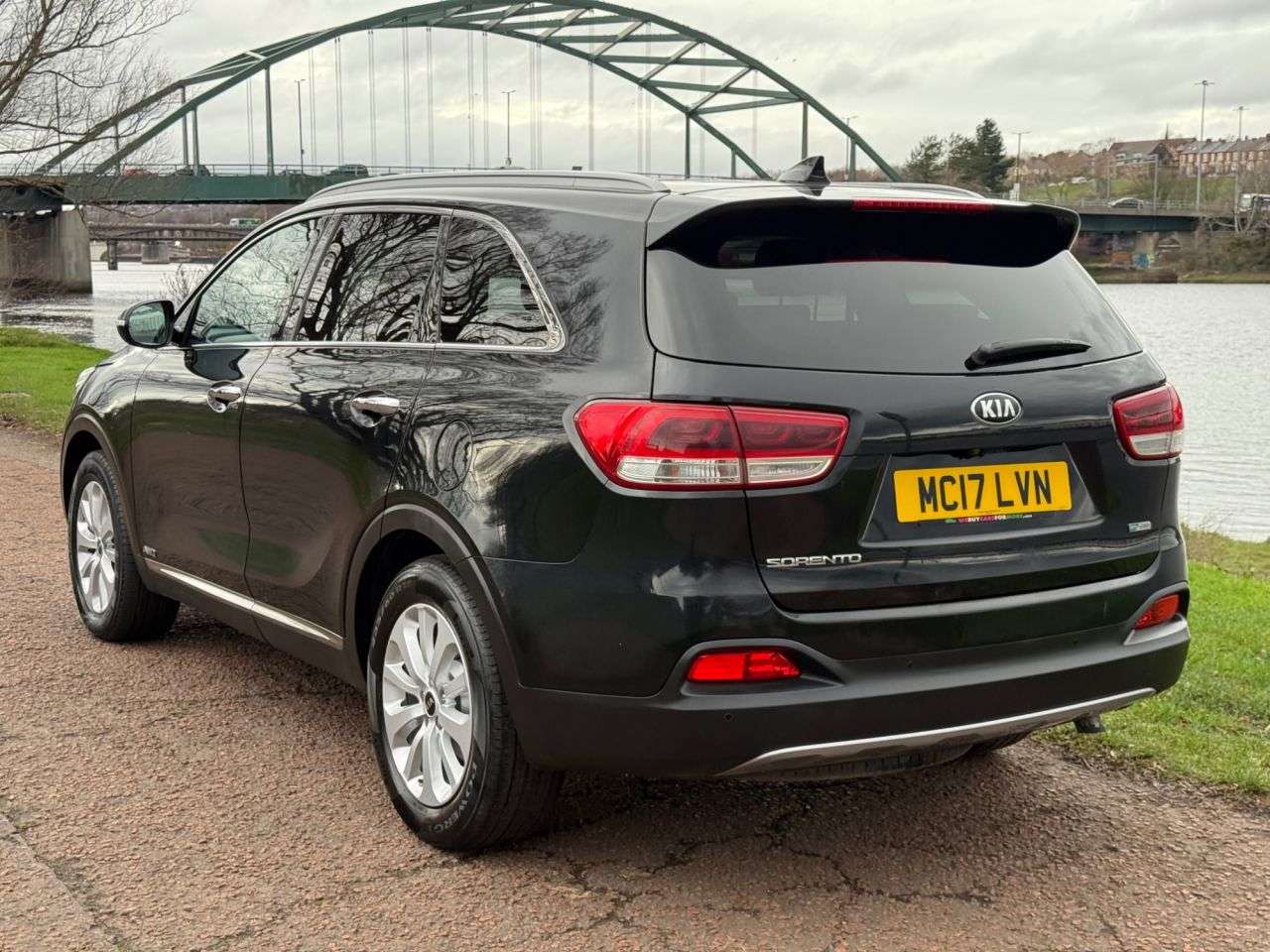 2017 KIA SORENTO 2017 KIA SORENTO