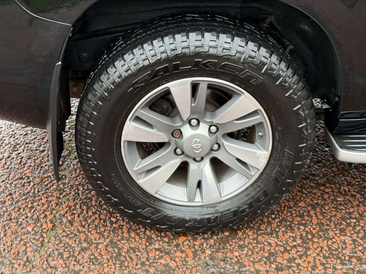 2015 TOYOTA LAND CRUISER 2015 TOYOTA LAND CRUISER