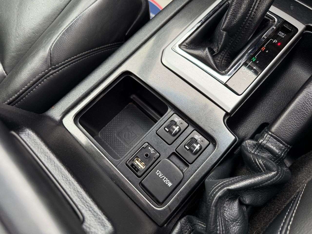 2015 TOYOTA LAND CRUISER 2015 TOYOTA LAND CRUISER