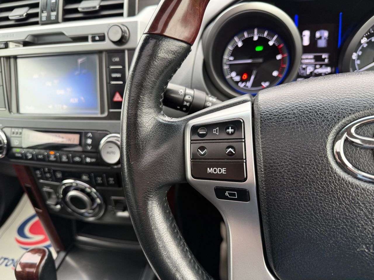 2015 TOYOTA LAND CRUISER 2015 TOYOTA LAND CRUISER