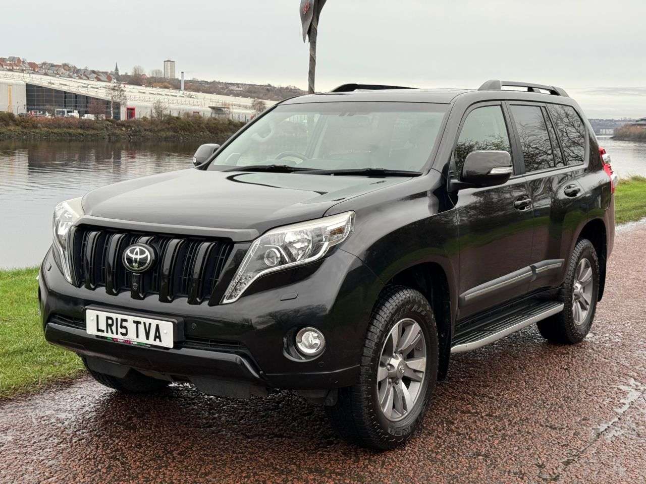 2015 TOYOTA LAND CRUISER 2015 TOYOTA LAND CRUISER