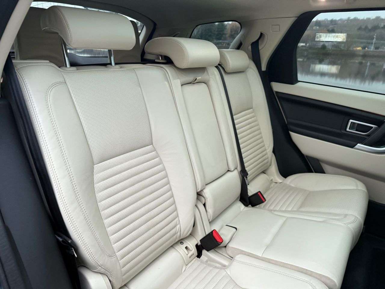 2015 LAND ROVER DISCOVERY SPORT 2015 LAND ROVER DISCOVERY SPORT