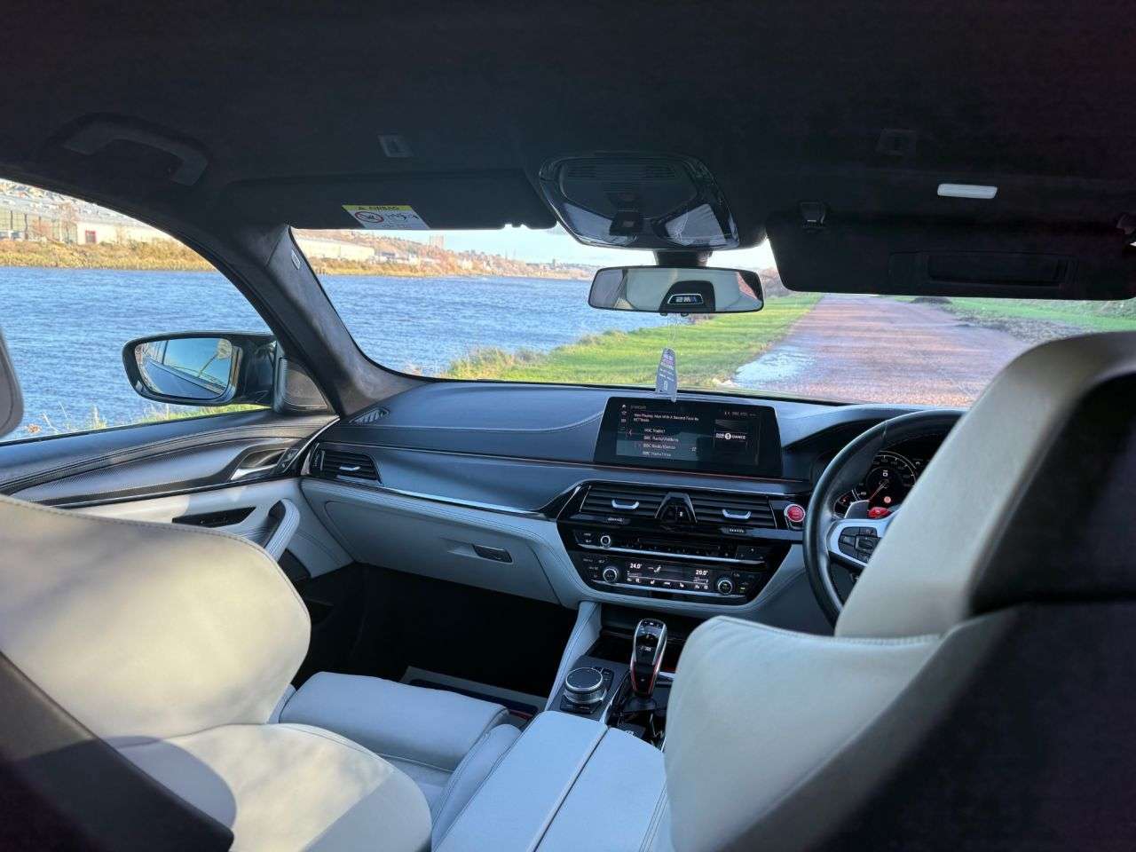 2019 BMW M5 COMPETITION 2019 BMW M5 COMPETITION