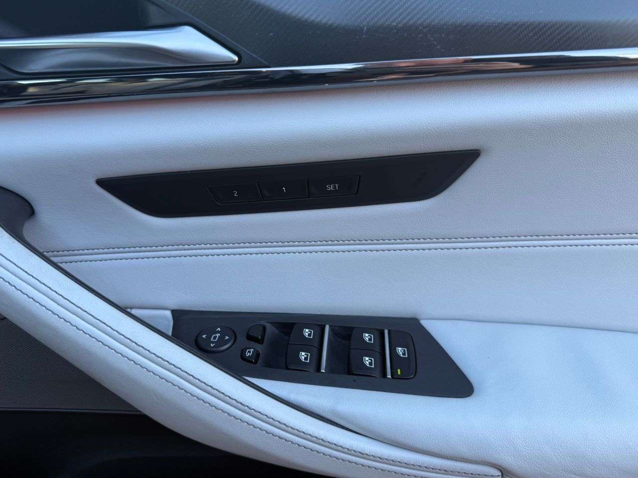 2019 BMW M5 COMPETITION 2019 BMW M5 COMPETITION