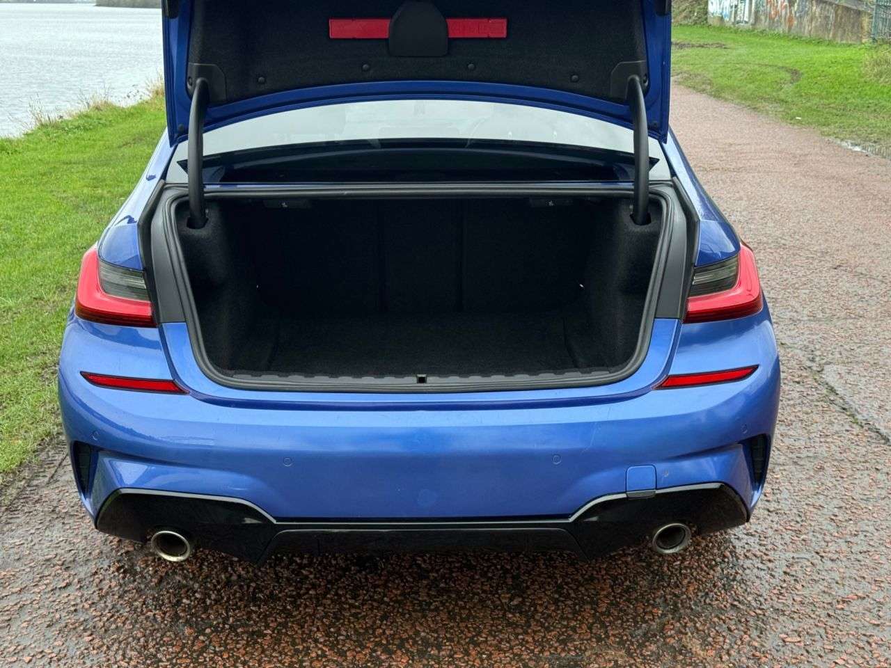 null BMW 3 SERIES null BMW 3 SERIES