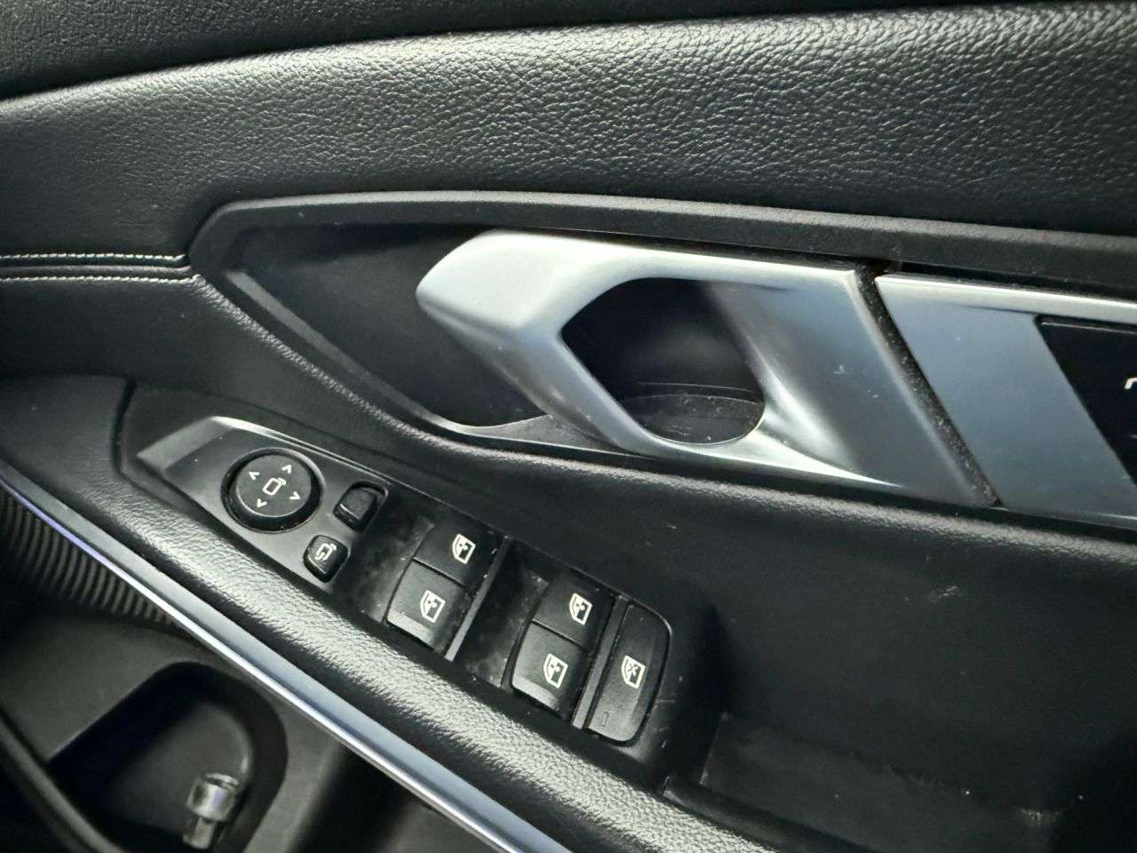 null BMW 3 SERIES null BMW 3 SERIES