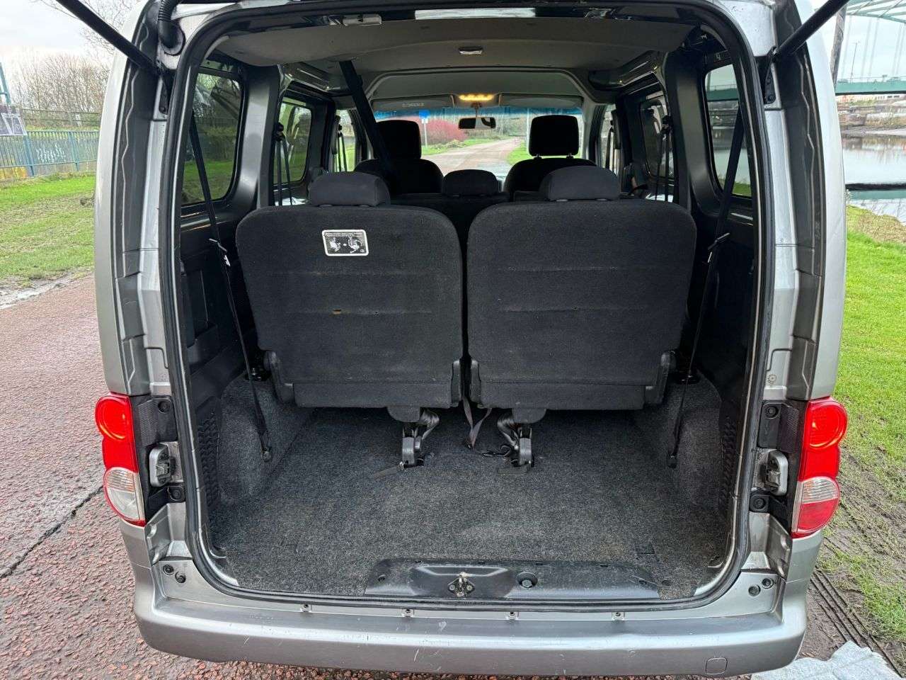 2014 NISSAN NV200 2014 NISSAN NV200