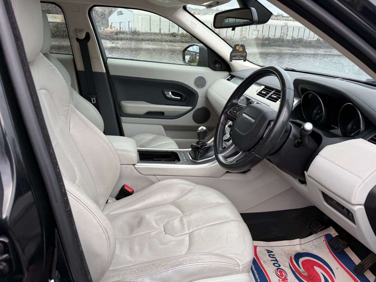 2015 LAND ROVER RANGE ROVER EVOQUE 2015 LAND ROVER RANGE ROVER EVOQUE