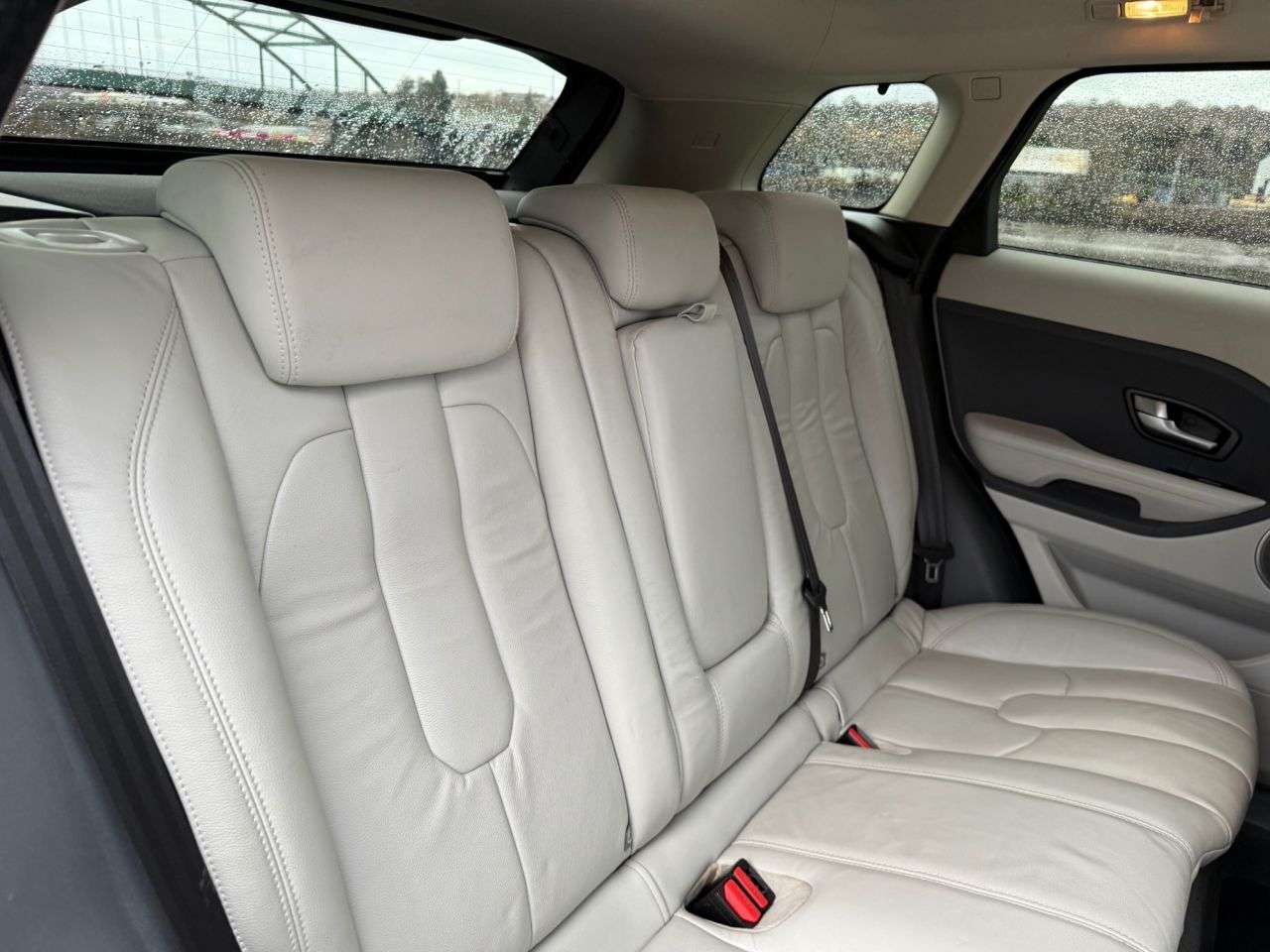 2015 LAND ROVER RANGE ROVER EVOQUE 2015 LAND ROVER RANGE ROVER EVOQUE